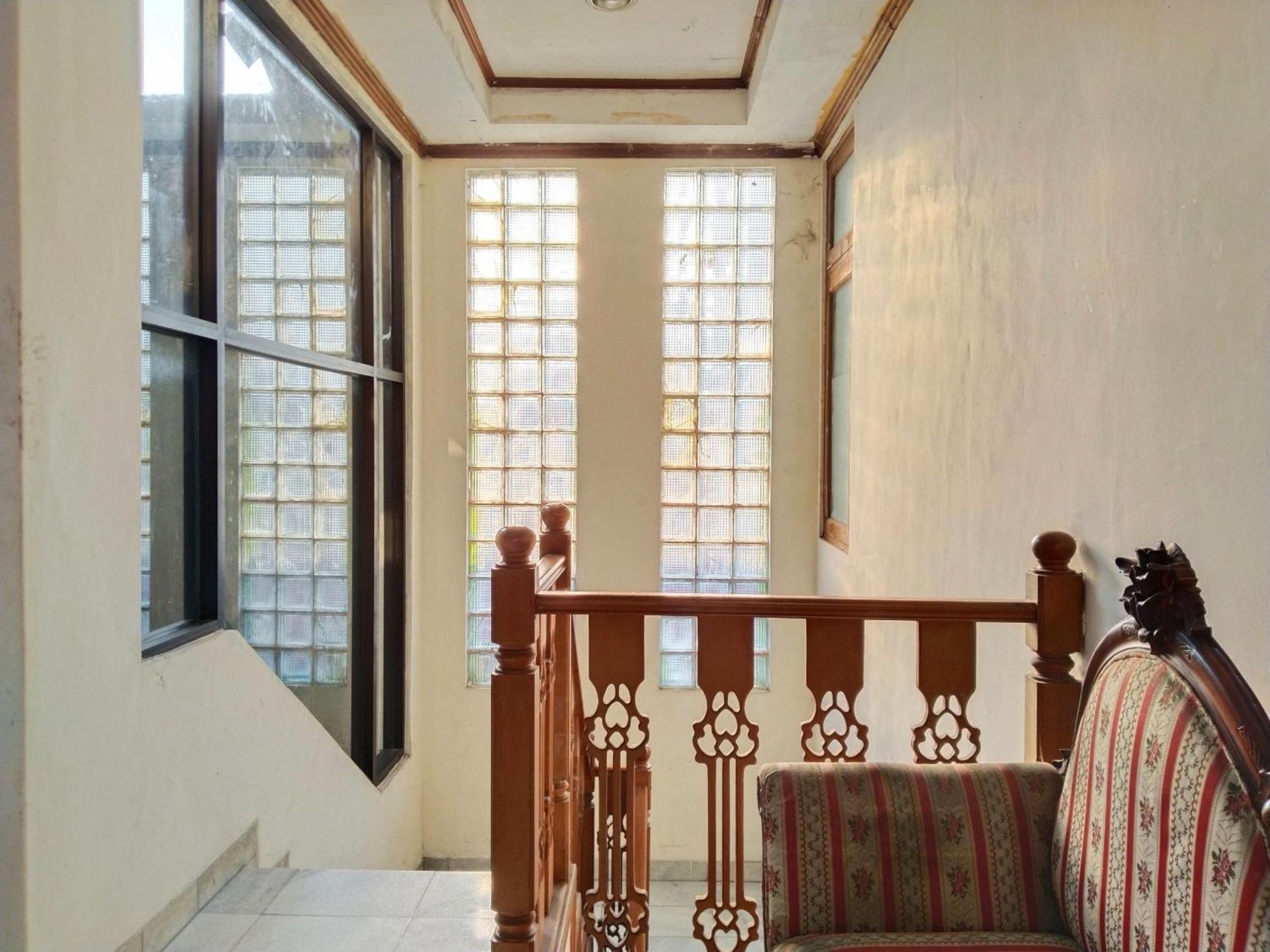 Griya Cempaka Baru At-taqwa Syariah Hotel 3*