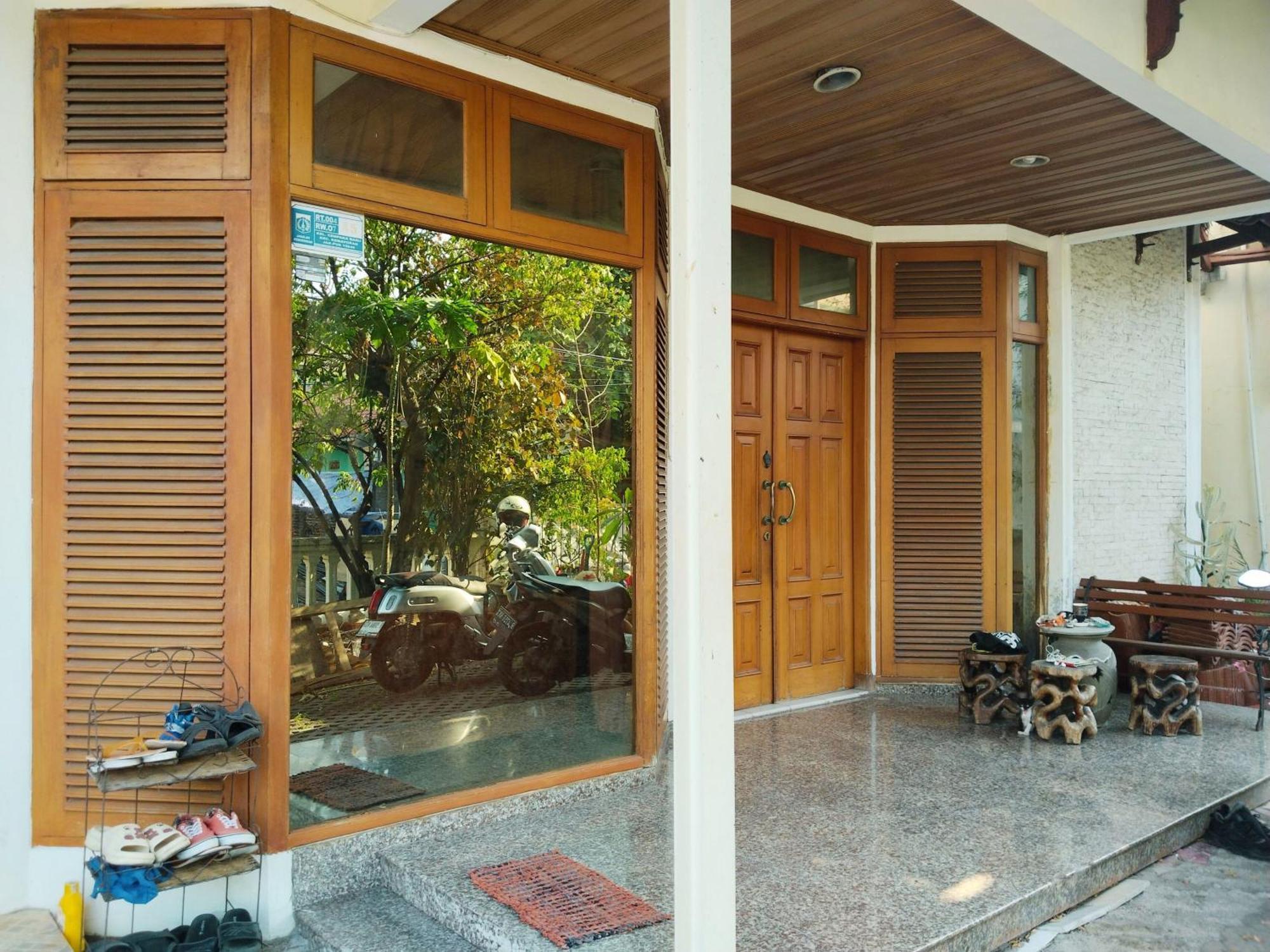 Griya Cempaka Baru At-taqwa Syariah Jakarta