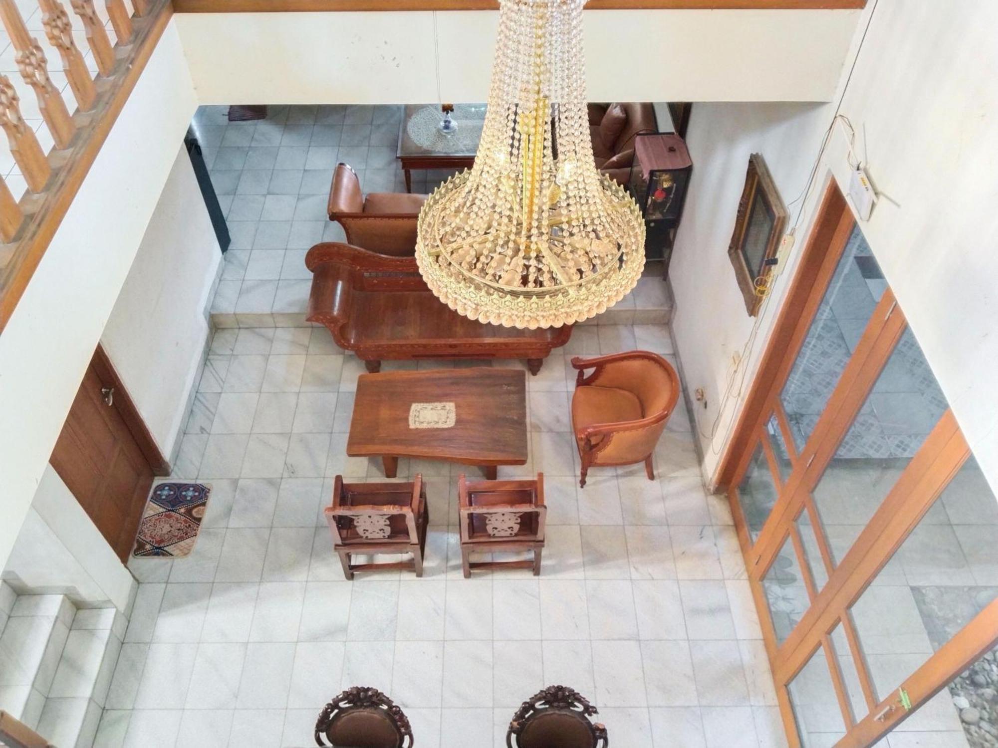 Griya Cempaka Baru At-taqwa Syariah Hotel 3*